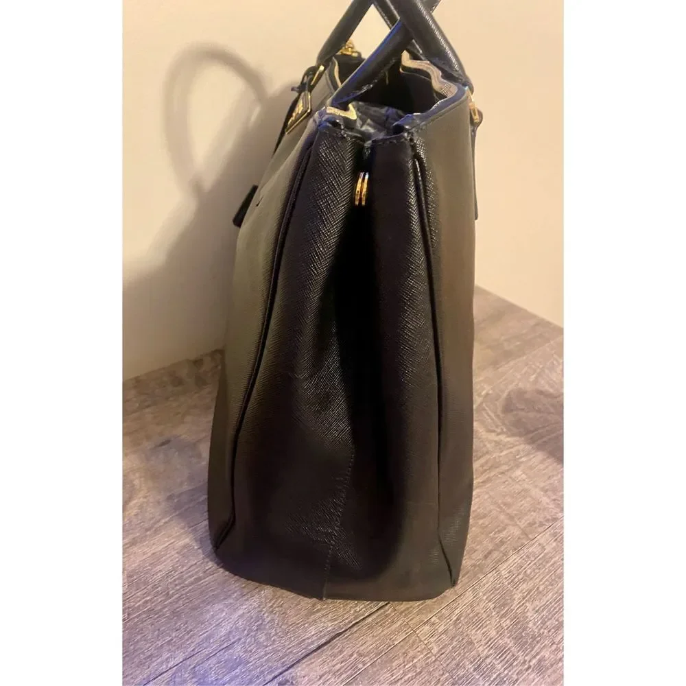Prada Black Tote with Gold Details - Picture 4 of 16